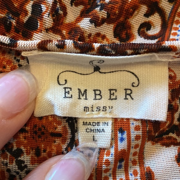 Ember Missy Tunic Blouse w Lace Accent Bell Sleeves - Picture 5 of 6